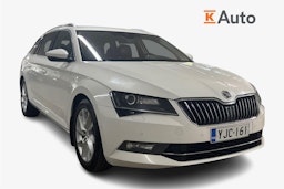 Valkoinen Skoda Superb 2017 kuva 4.