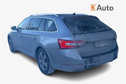 harmaa Skoda Superb 2017 kuva 2.