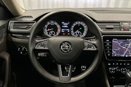 Ruskea (beige) Skoda Superb 2018 kuva 20.