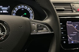 Ruskea (beige) Skoda Superb 2018 kuva 22.