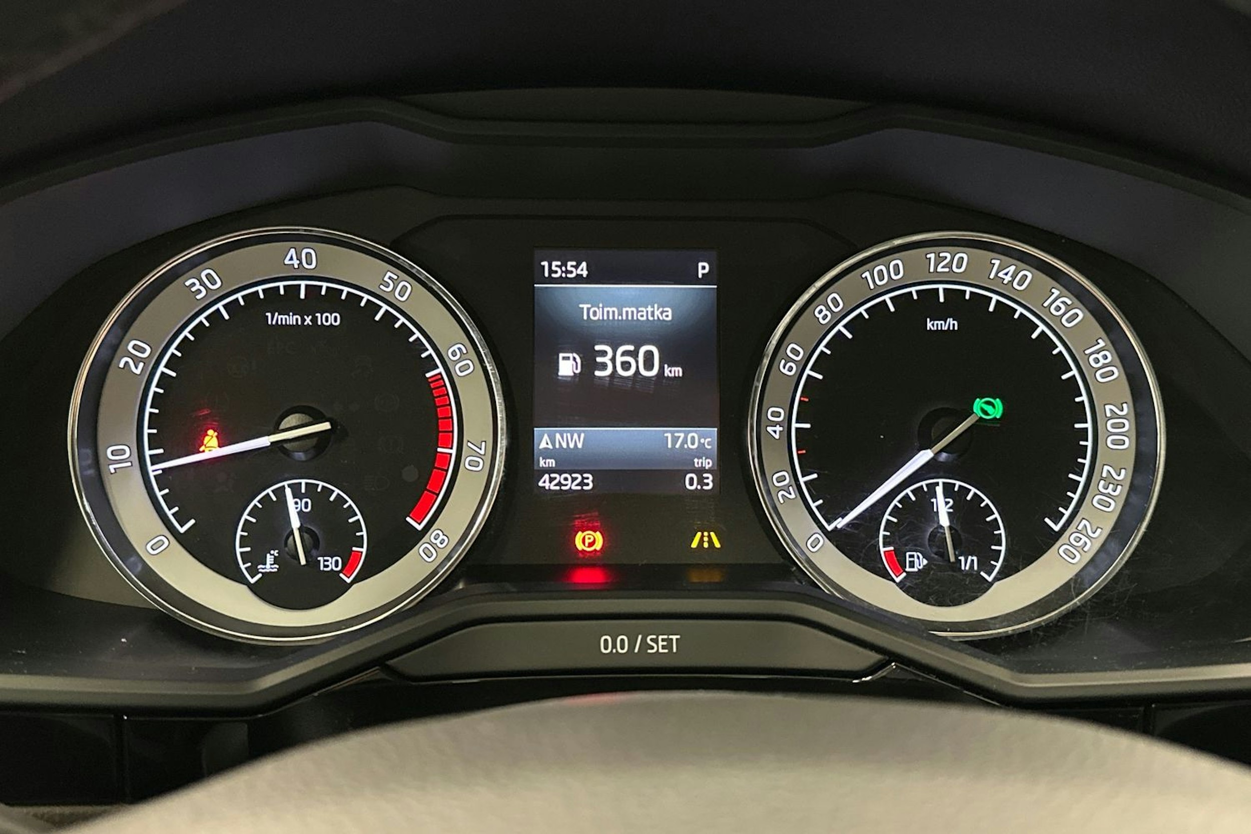 Ruskea (beige) Skoda Superb 2018 kuva 24.