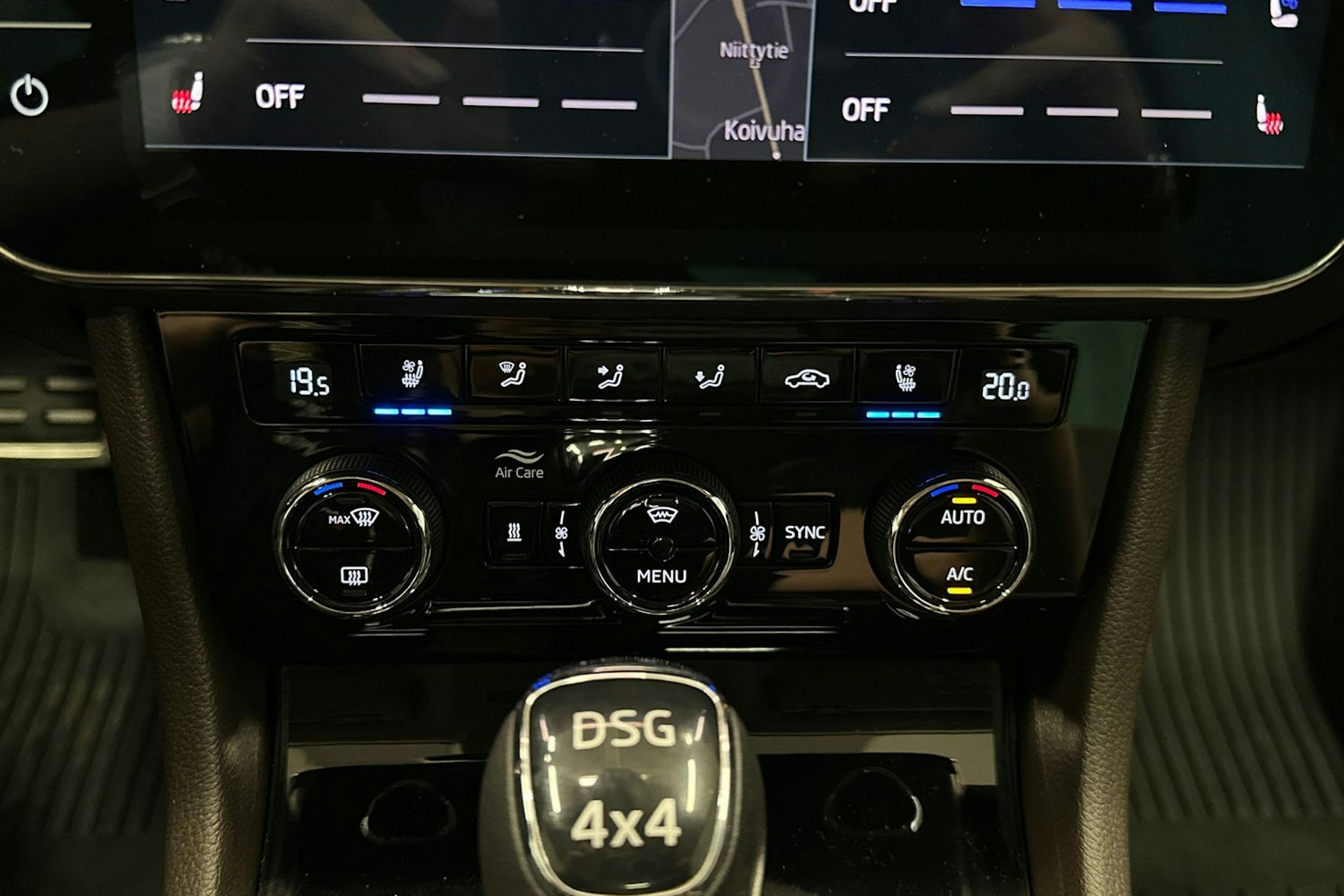 Ruskea (beige) Skoda Superb 2018 kuva 26.