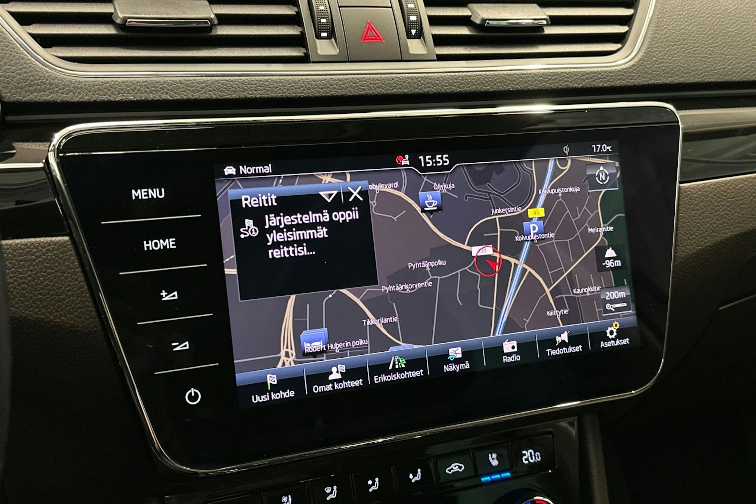 Ruskea (beige) Skoda Superb 2018 kuva 29.