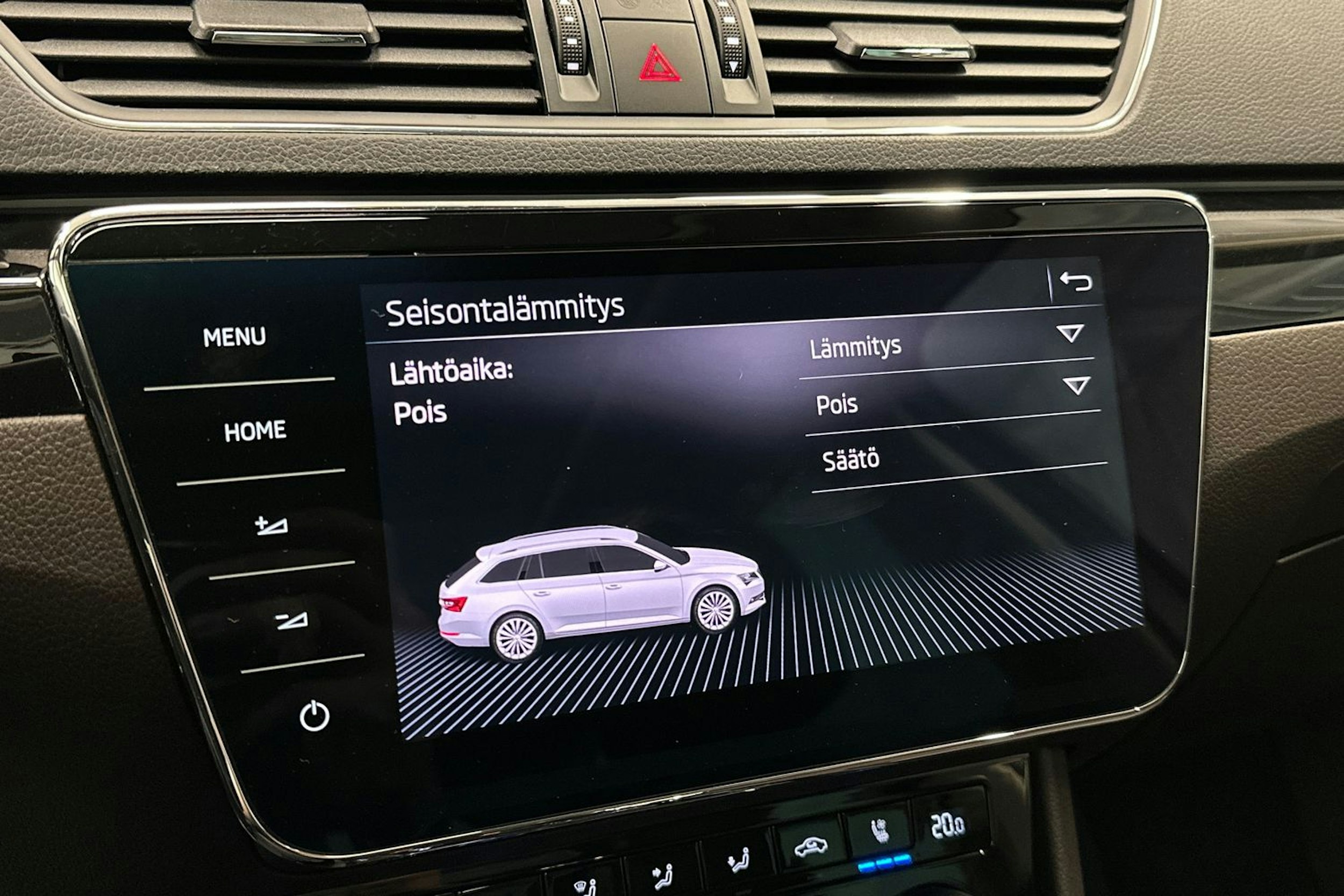 Ruskea (beige) Skoda Superb 2018 kuva 31.