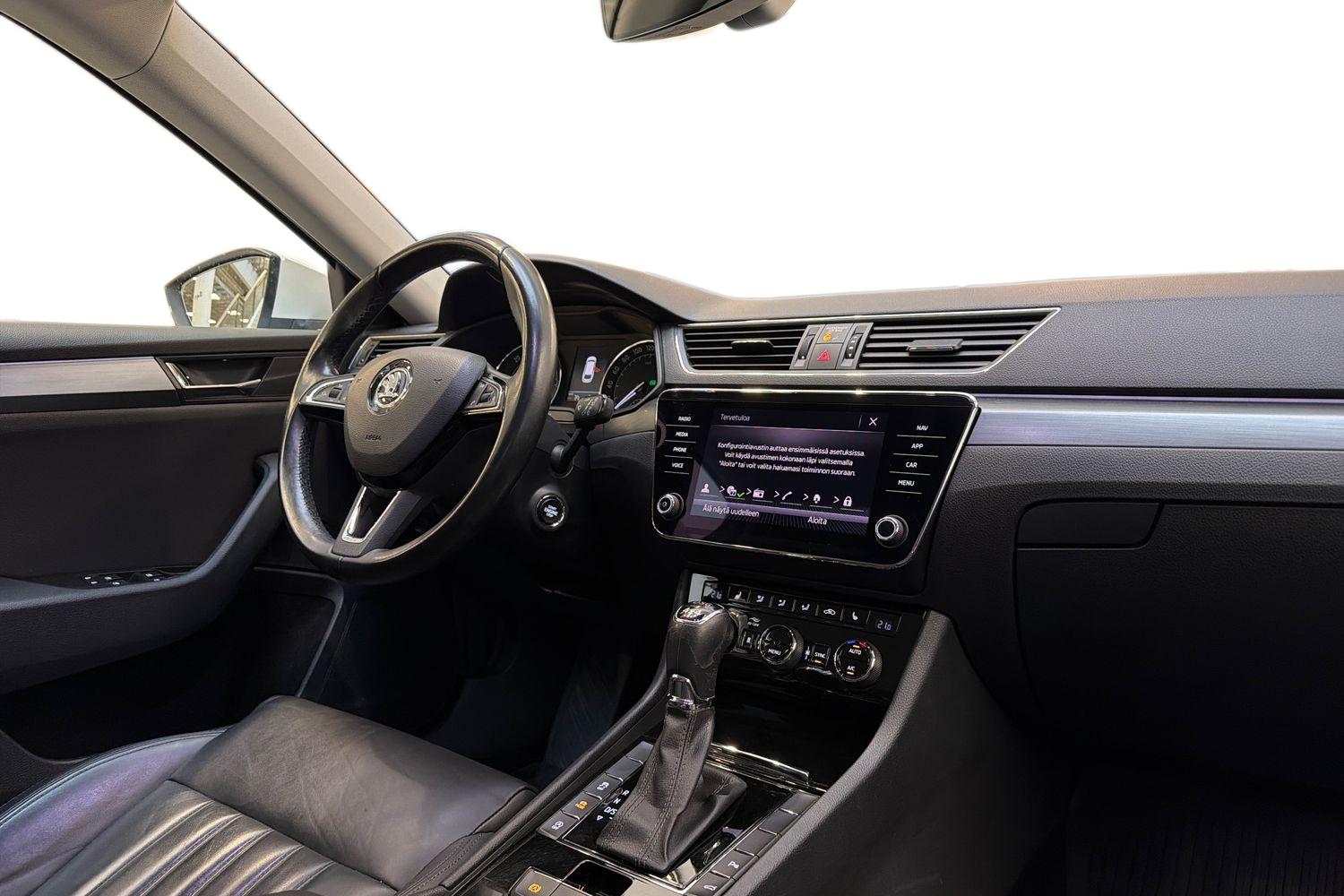 Skoda Superb 2018, bild 7/34