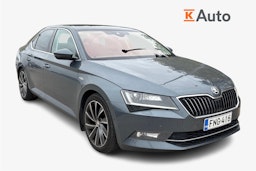 harmaa Skoda Superb 2018 kuva 1.
