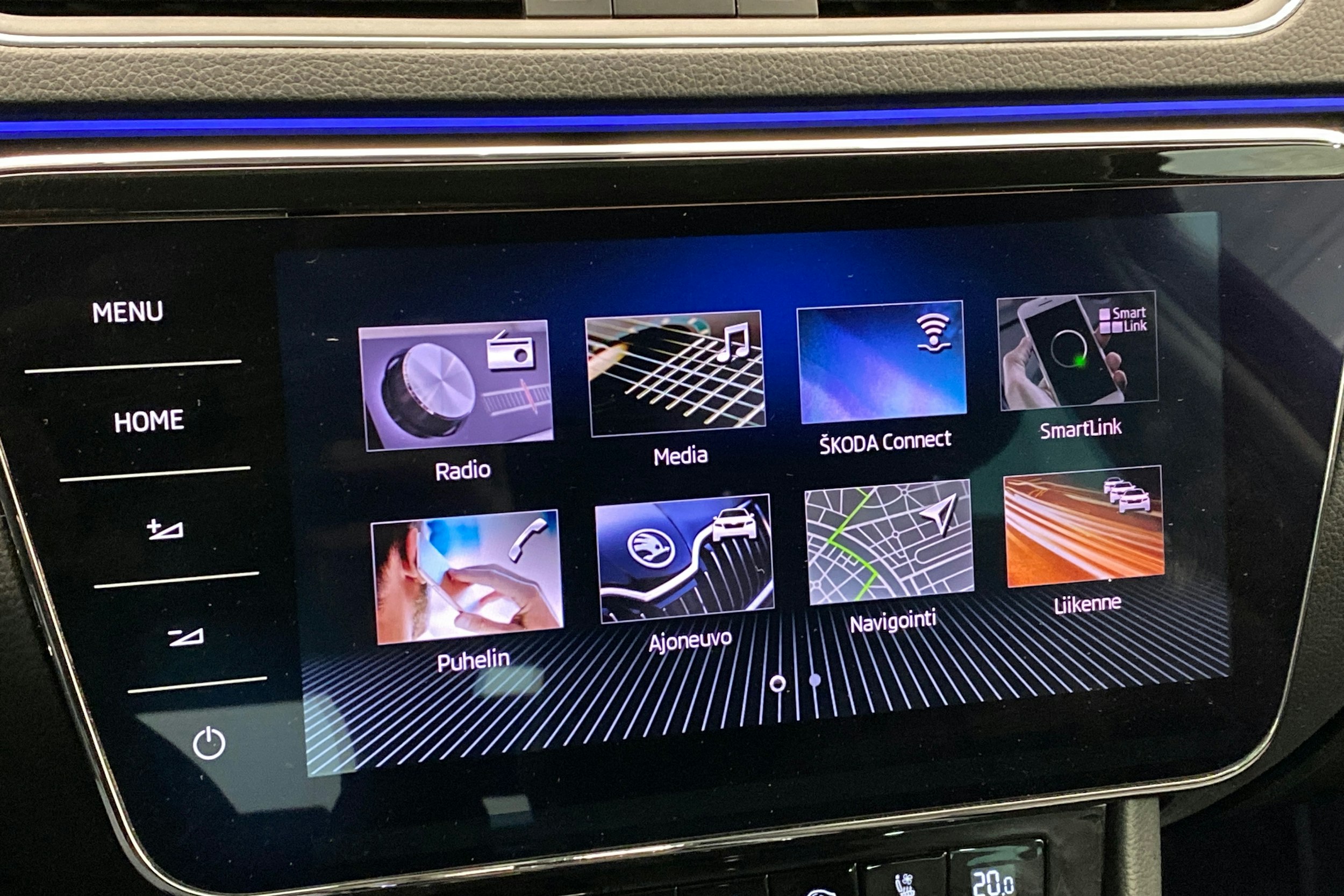 harmaa Skoda Superb 2018 kuva 25.