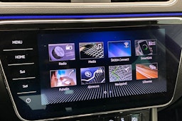 harmaa Skoda Superb 2018 kuva 25.