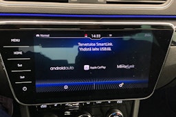 harmaa Skoda Superb 2018 kuva 27.