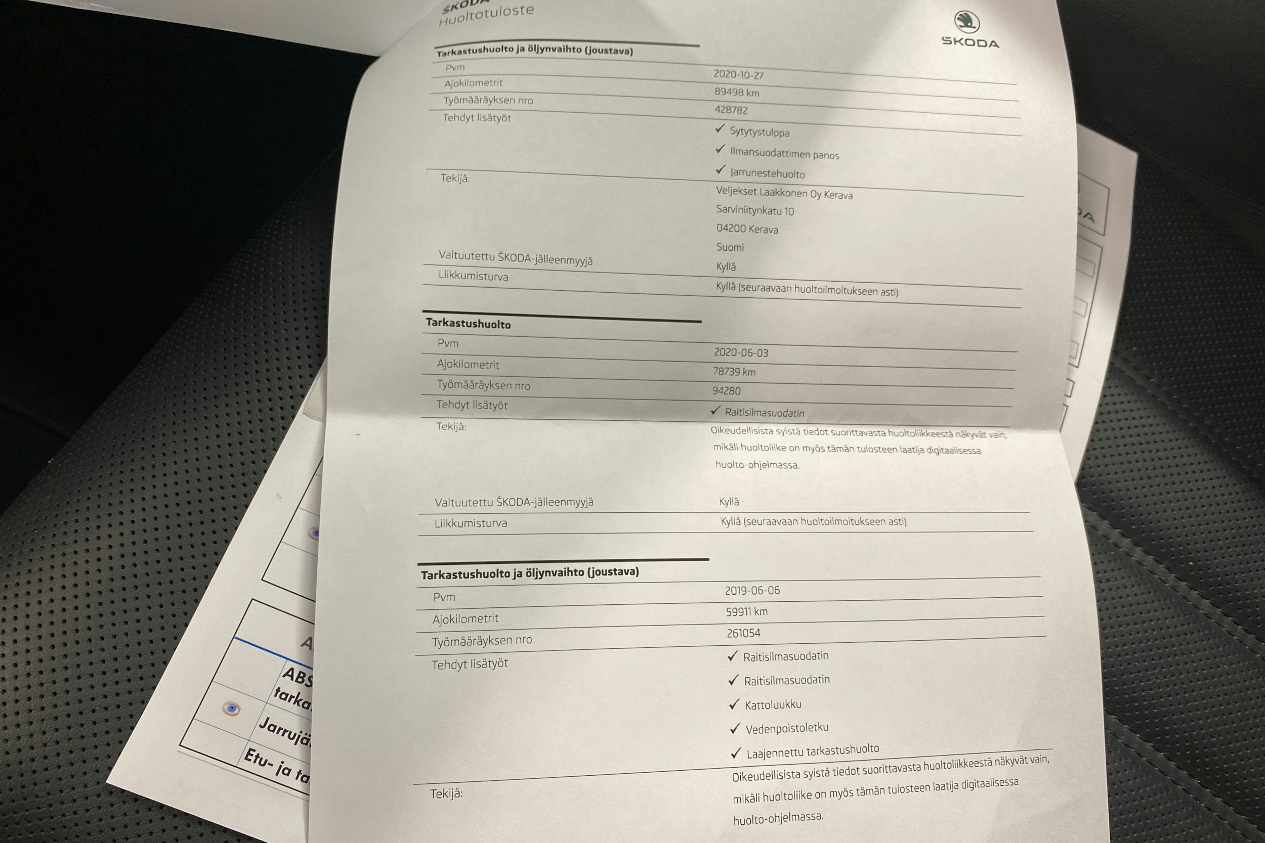 harmaa Skoda Superb 2018 kuva 34.