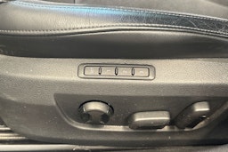 Musta Skoda Superb 2018 kuva 22.