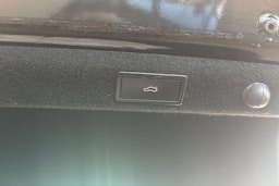 Musta Skoda Superb 2018 kuva 25.