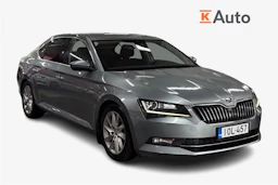 harmaa Skoda Superb 2019 kuva 1.
