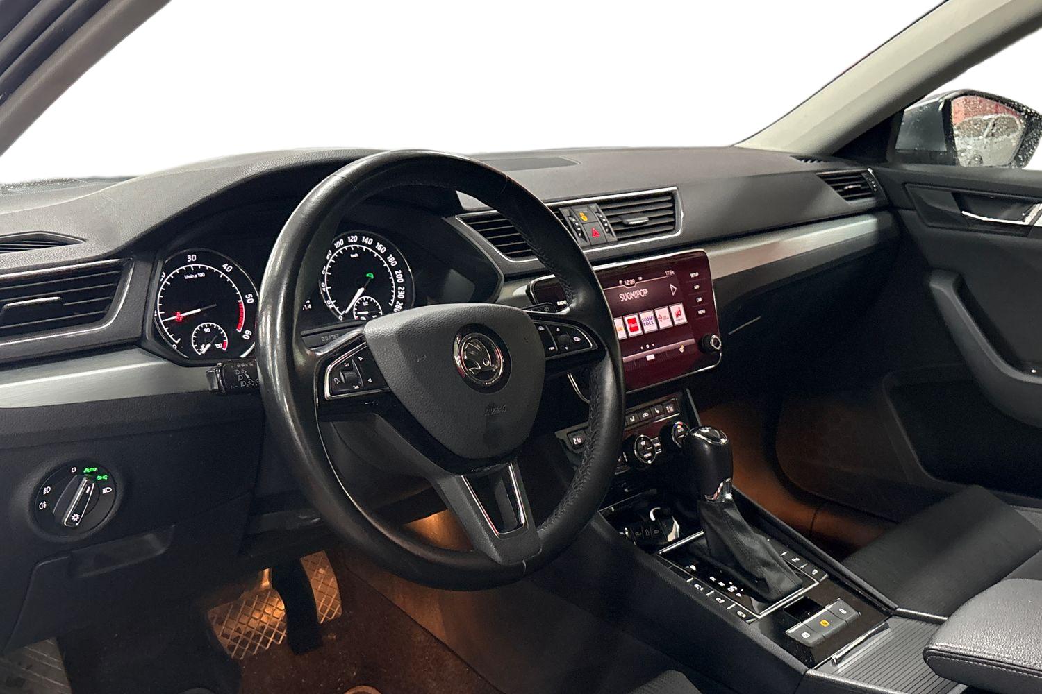 Skoda Superb 2019, kuva 3/3