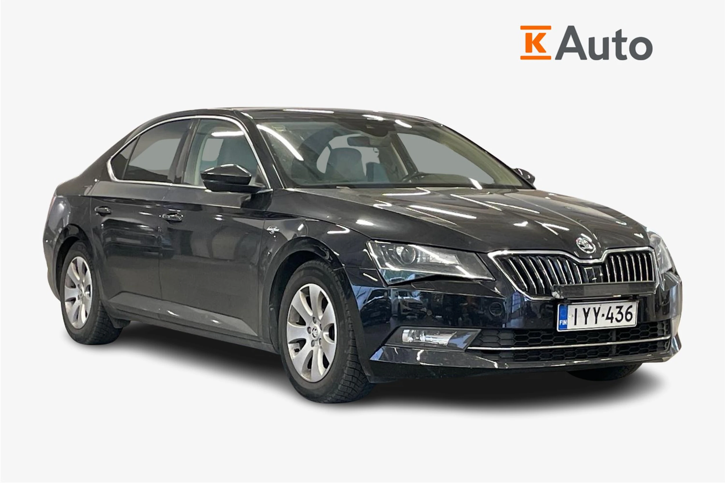 musta Skoda Superb 2018 kuva 1.