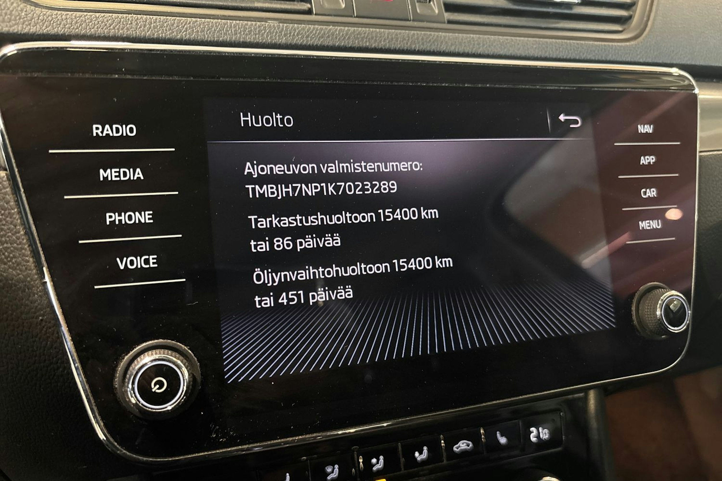 ruskea (beige) Skoda Superb 2018 kuva 19.
