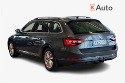 harmaa Skoda Superb 2018 kuva 2.
