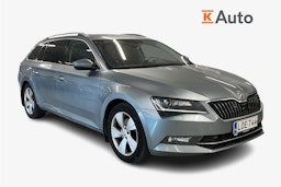 harmaa Skoda Superb 2018 kuva 1.