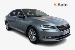 harmaa Skoda Superb 2018 kuva 1.