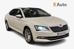 valkoinen Skoda Superb 2018 kuva 1.