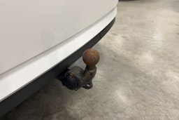 valkoinen Skoda Superb 2018 kuva 16.