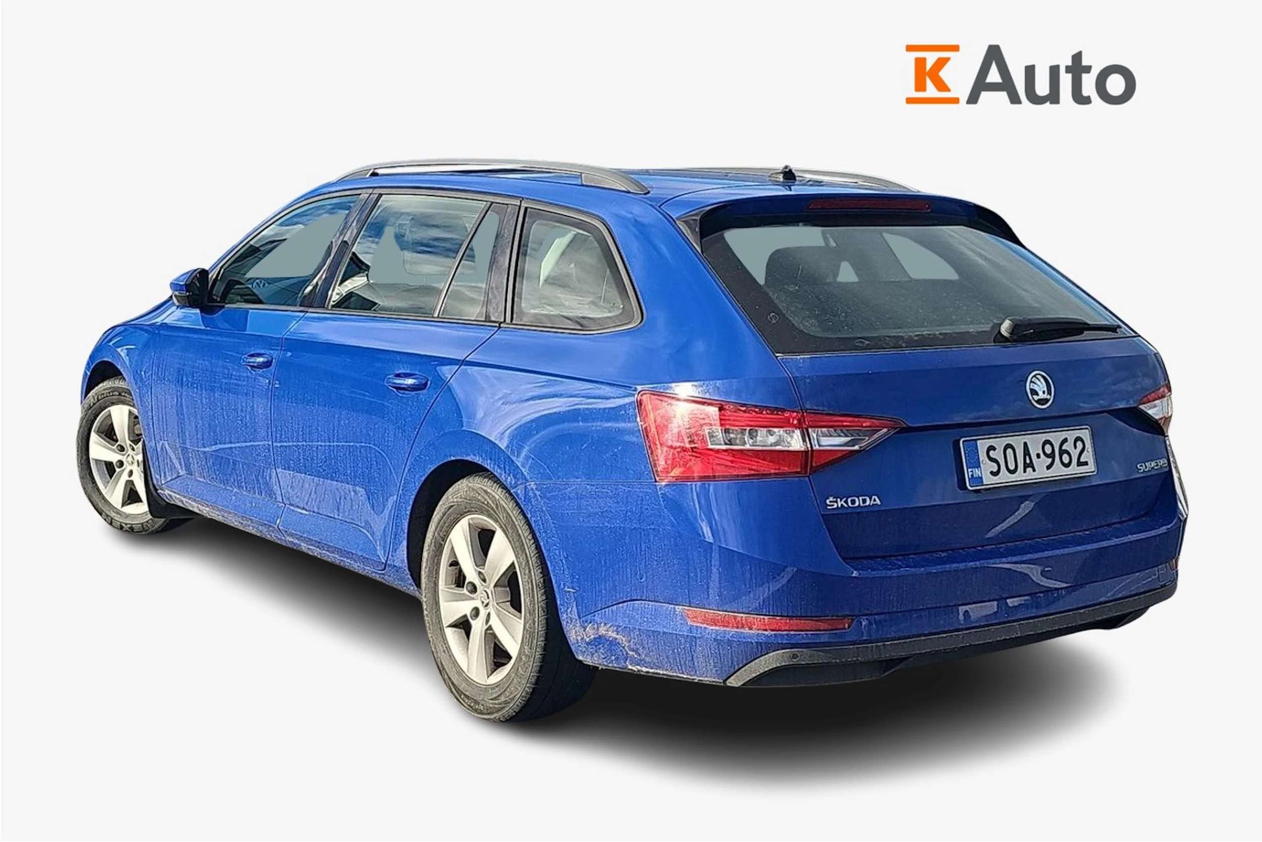 sininen Skoda Superb 2018 kuva 2.