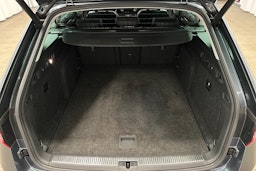 harmaa Skoda Superb 2018 kuva 14.