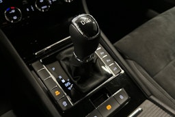 harmaa Skoda Superb 2018 kuva 33.