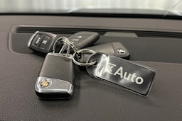 harmaa Skoda Superb 2018 kuva 34.