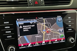 musta Skoda Superb 2018 kuva 29.
