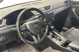 musta Skoda Superb 2019 kuva 3.