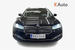 musta Skoda Superb 2020 kuva 4.