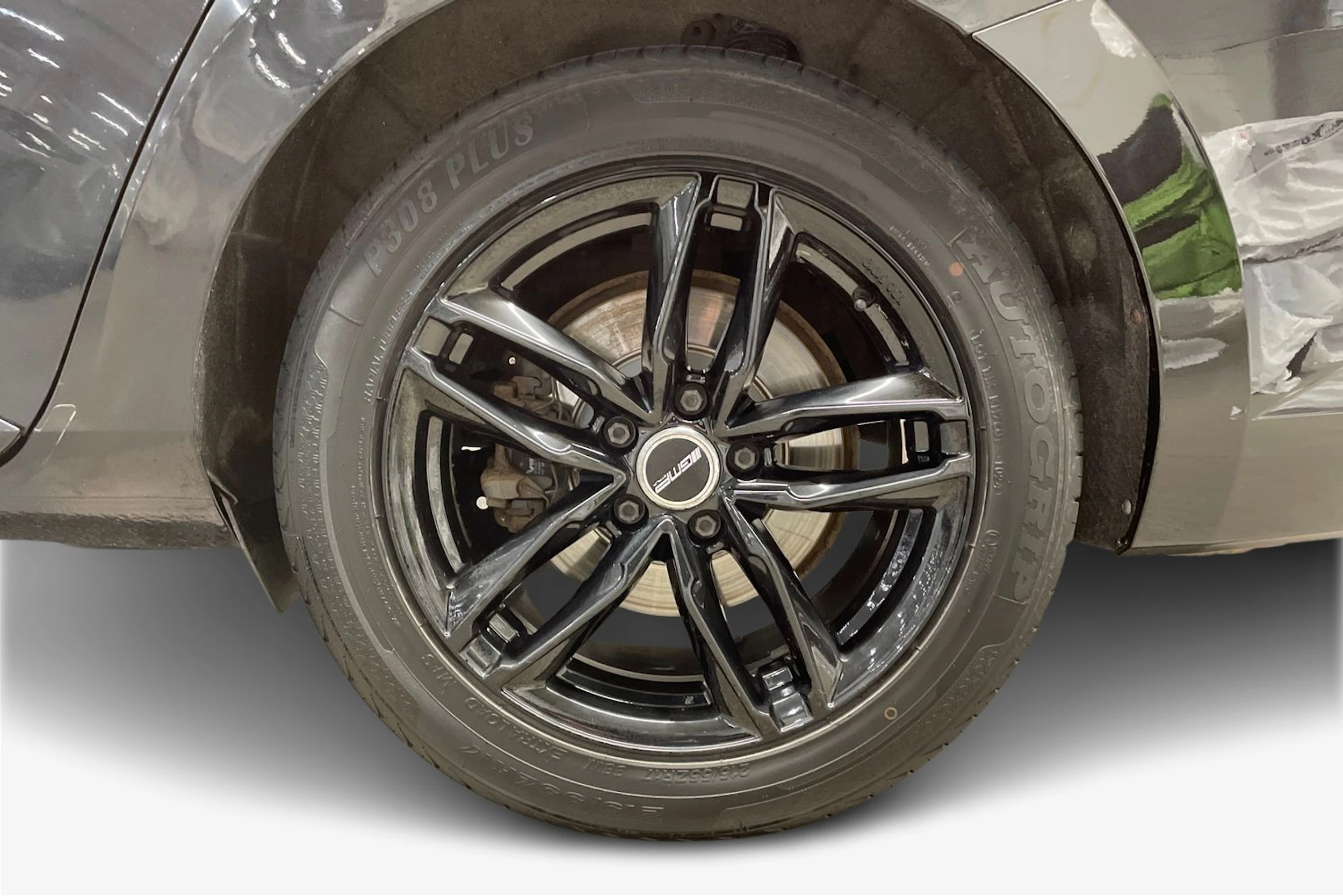 musta Skoda Superb 2020 kuva 9.