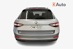 harmaa Skoda Superb 2019 kuva 4.