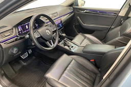 harmaa Skoda Superb 2019 kuva 8.