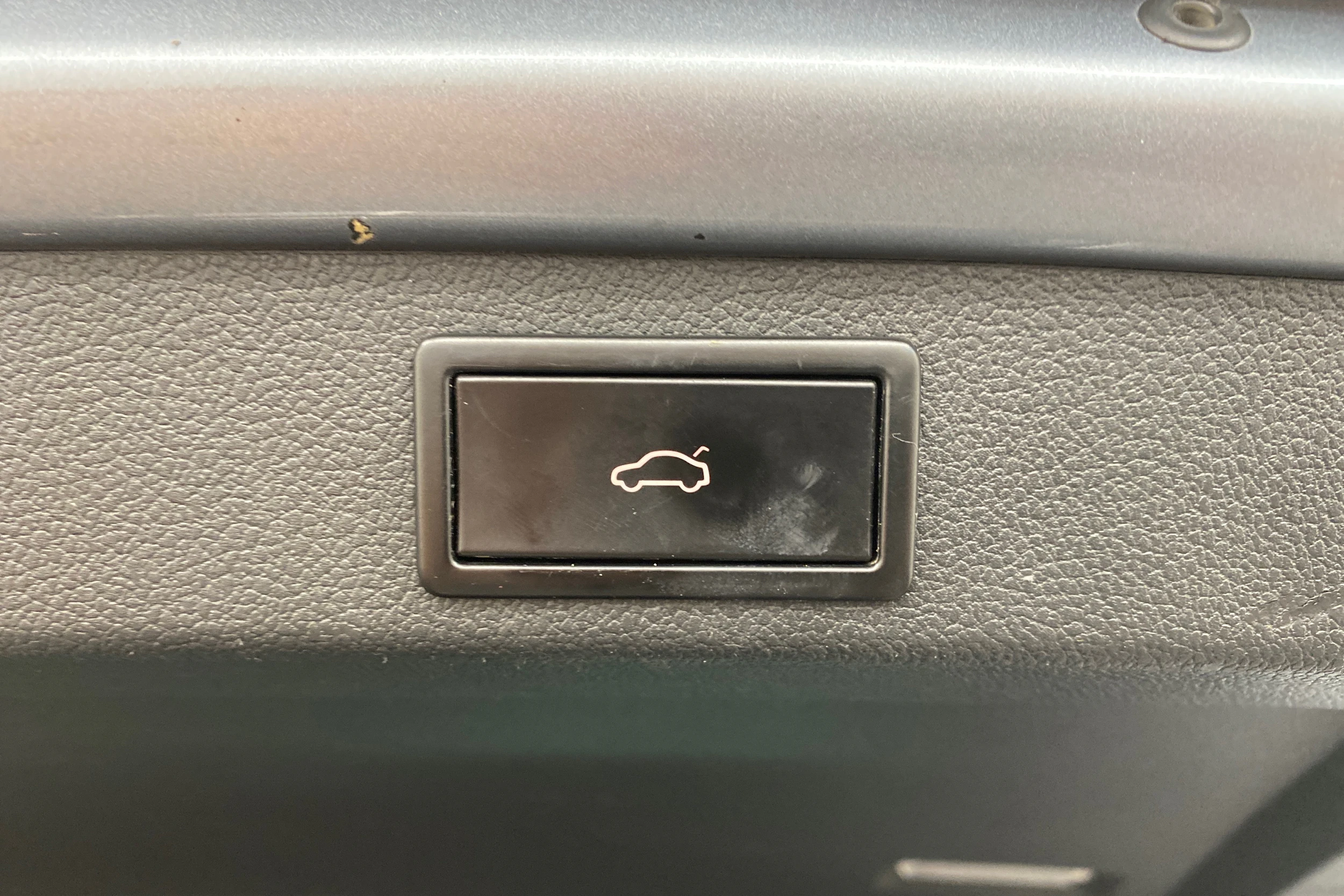 harmaa Skoda Superb 2019 kuva 17.