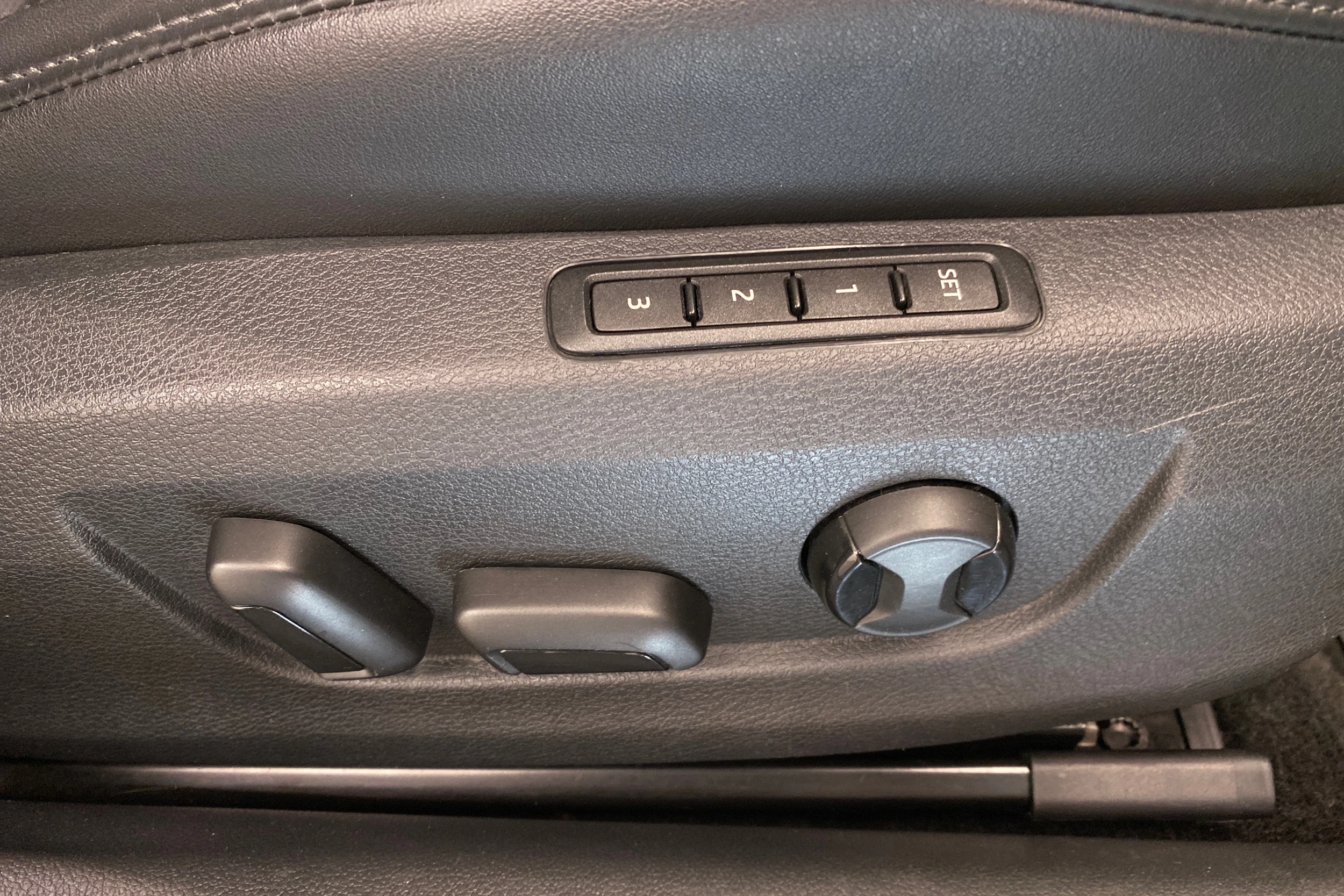 harmaa Skoda Superb 2019 kuva 21.