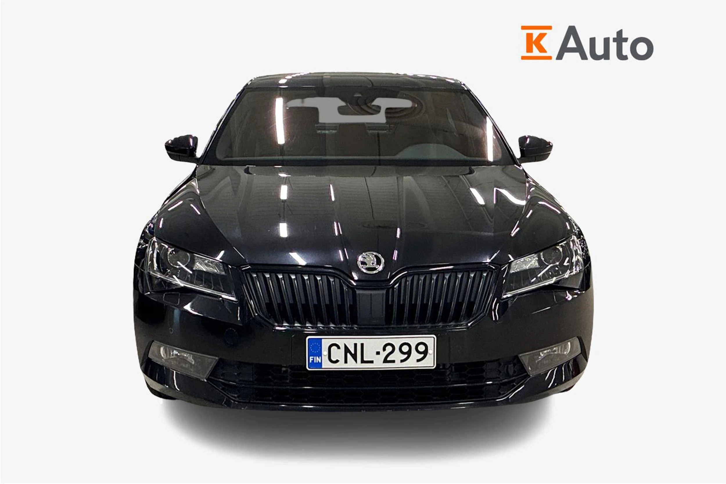 musta Skoda Superb 2019 kuva 4.