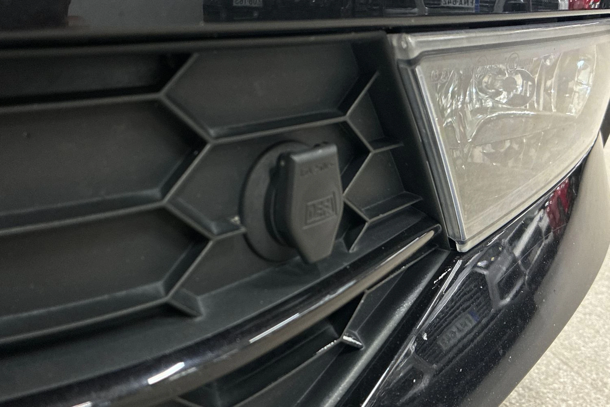 musta Skoda Superb 2019 kuva 37.