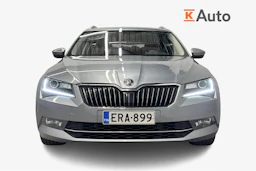harmaa Skoda Superb 2019 kuva 5.