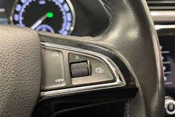 harmaa Skoda Superb 2019 kuva 24.