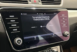 harmaa Skoda Superb 2019 kuva 27.