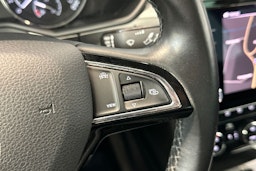 harmaa Skoda Superb 2019 kuva 24.