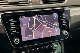 harmaa Skoda Superb 2019 kuva 28.