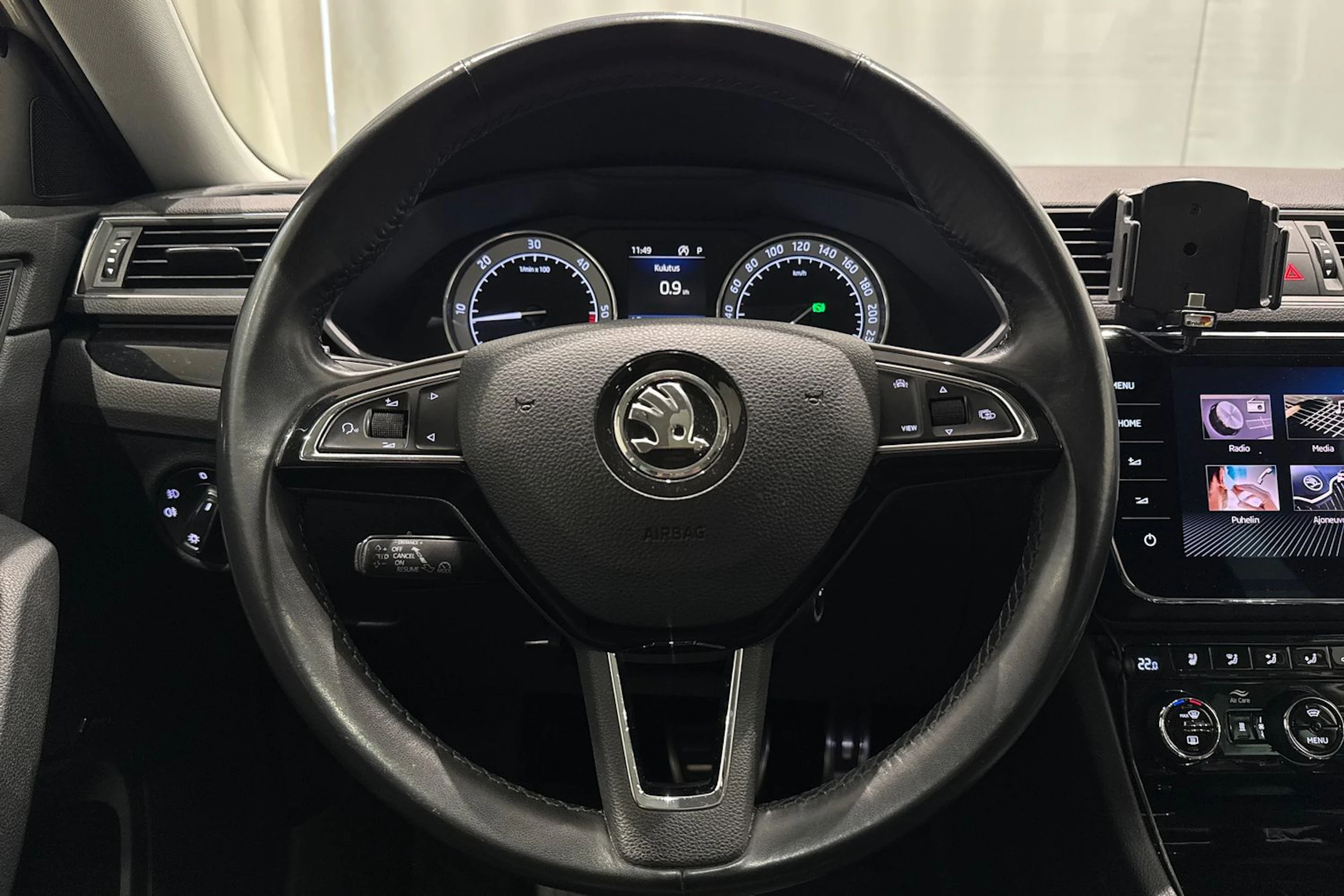ruskea (beige) Skoda Superb 2019 kuva 23.