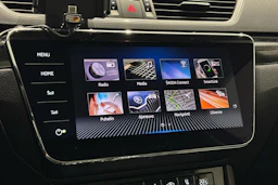 ruskea (beige) Skoda Superb 2019 kuva 26.