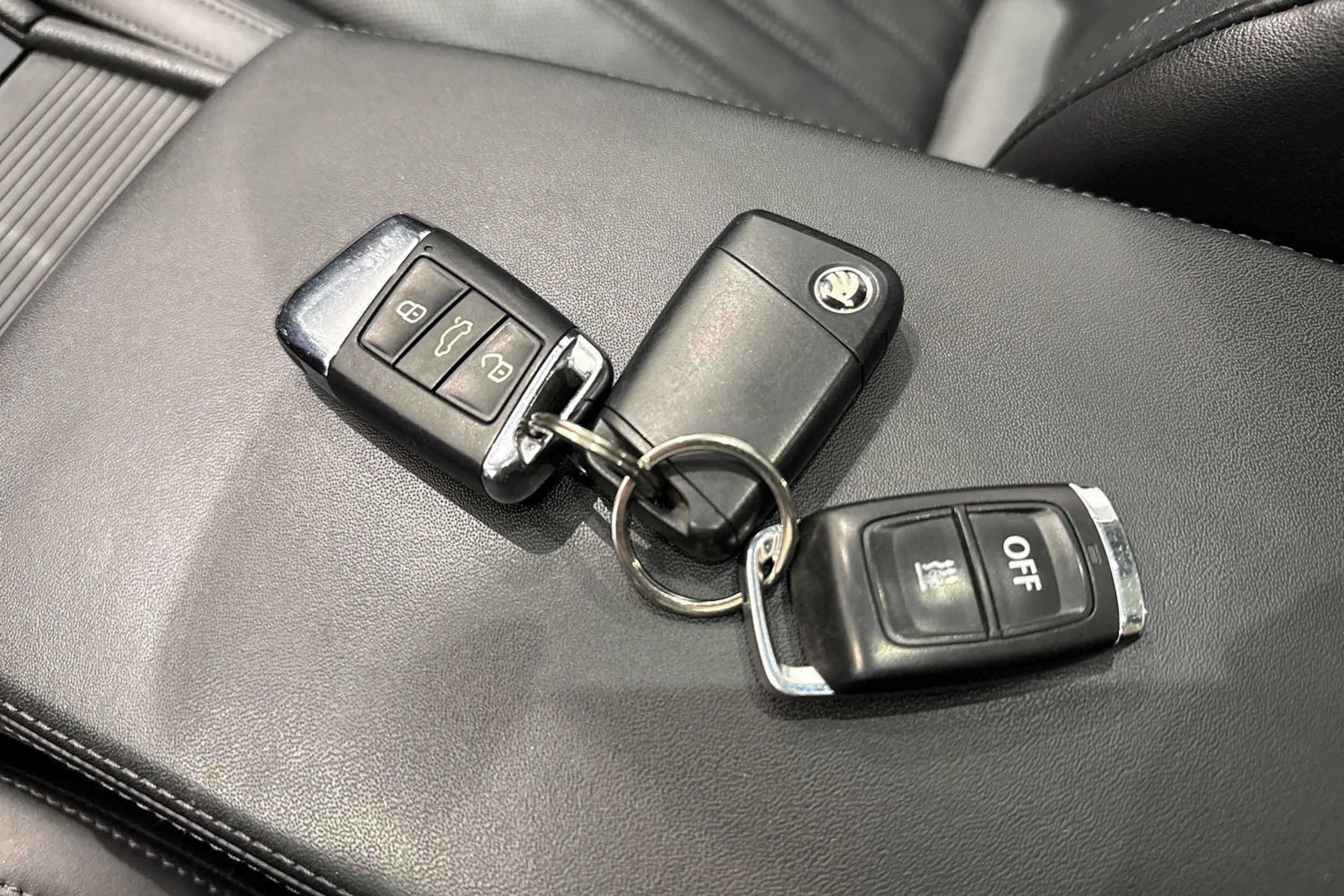 ruskea (beige) Skoda Superb 2019 kuva 35.
