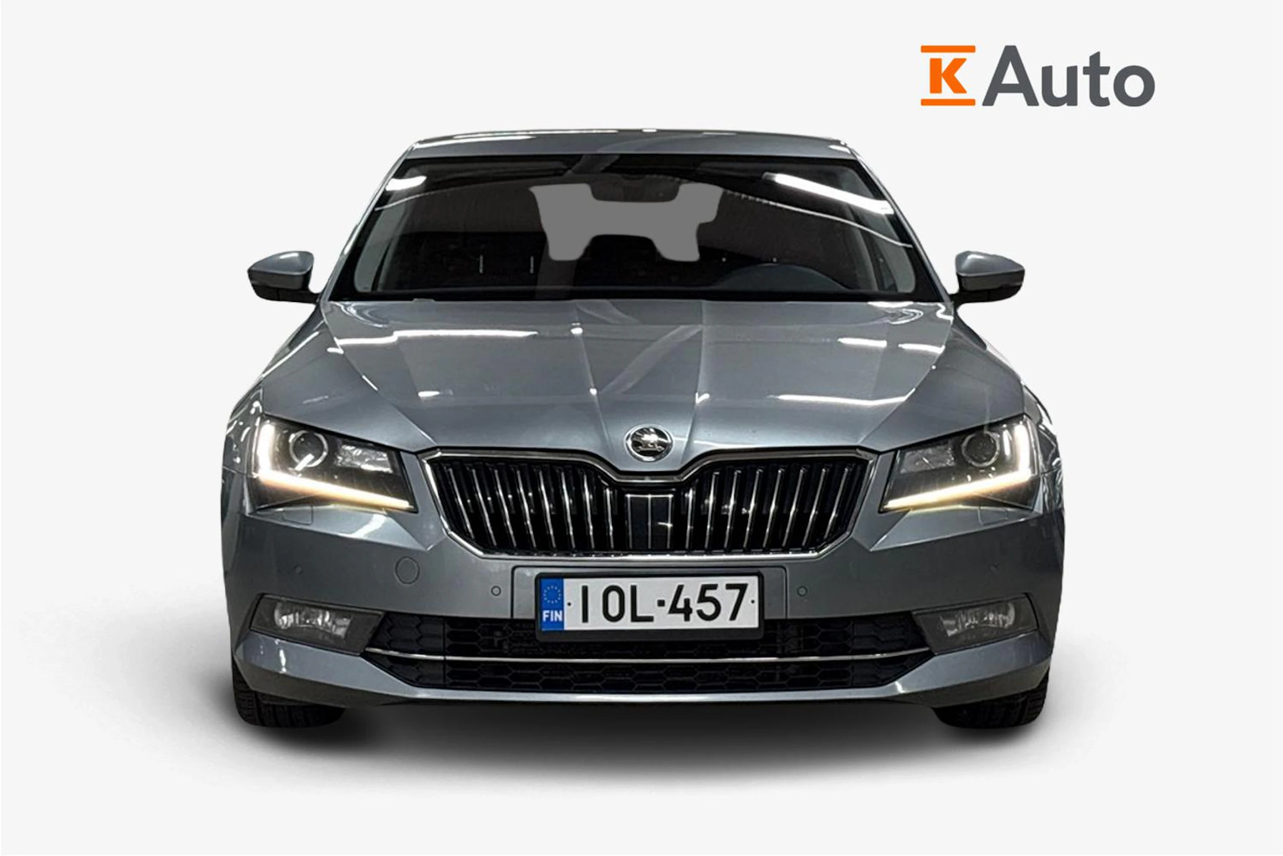 harmaa Skoda Superb 2019 kuva 4.