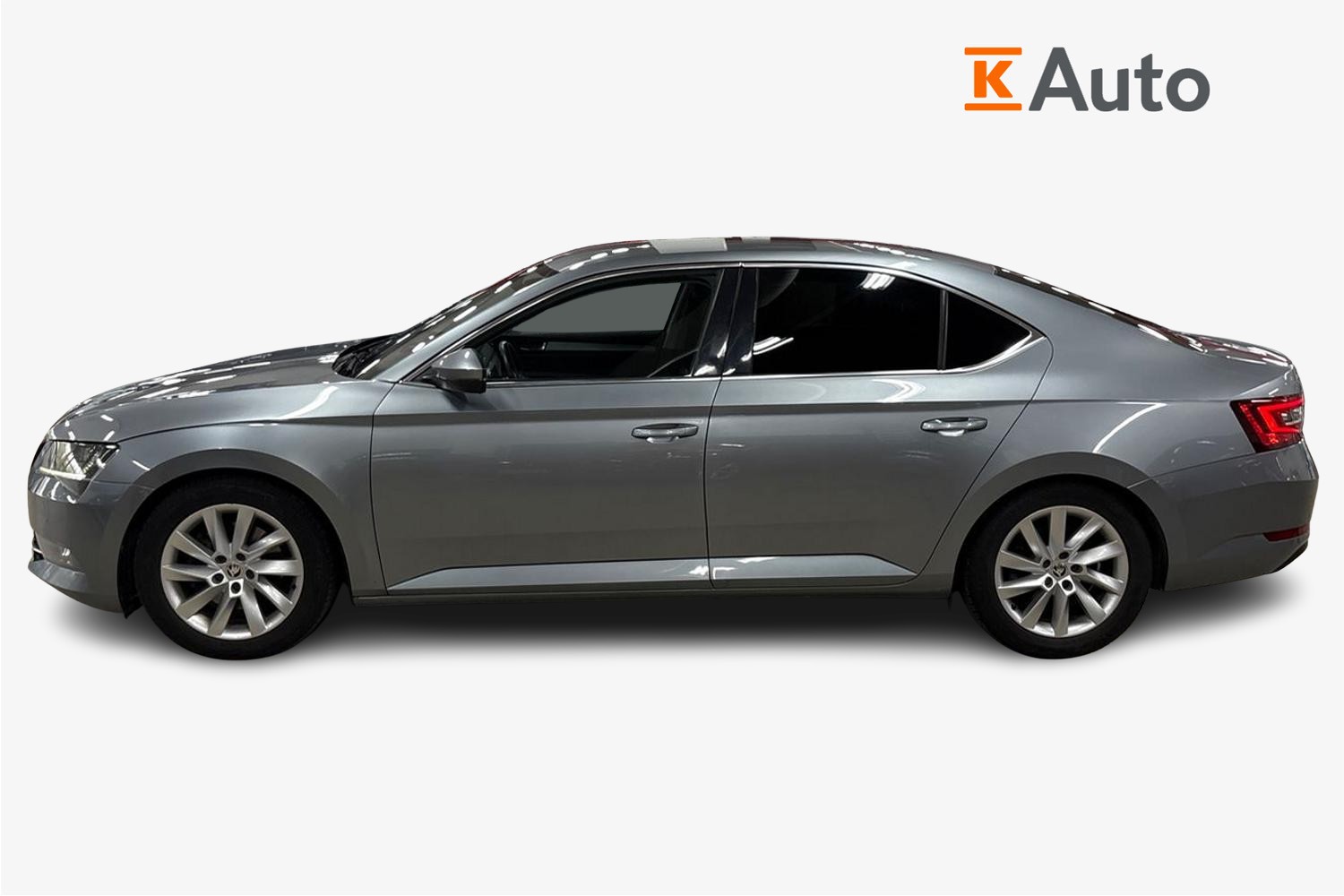 Skoda Superb 2019, kuva 5/28
