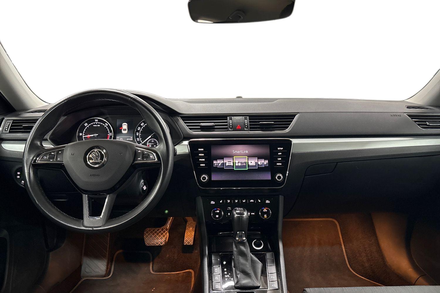 Skoda Superb 2019, kuva 7/28